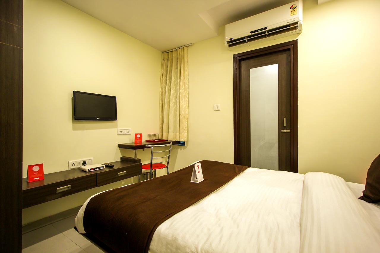 New Rajdhani Hotel Vadodara Exterior photo