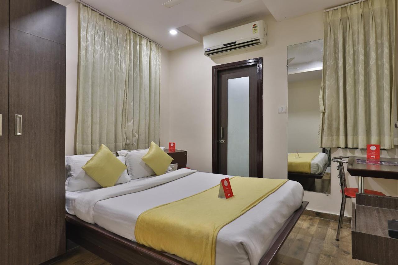 New Rajdhani Hotel Vadodara Exterior photo